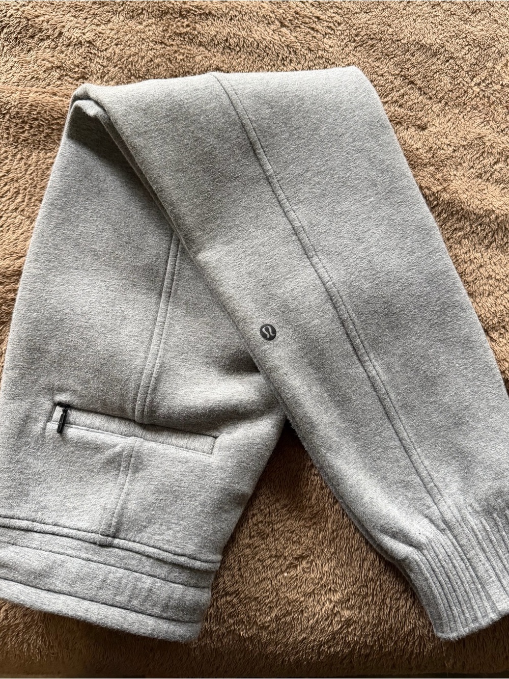 lululemon athletica woman’s Gray Athletic Jogger Pants